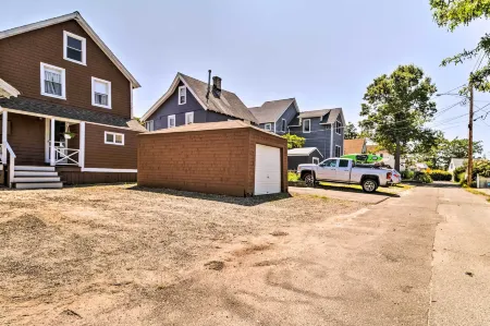 Beachfront Connecticut Retreat with Views!