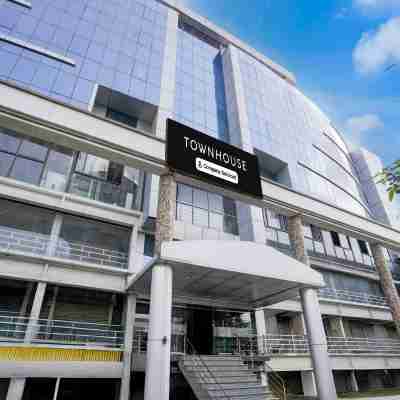 Super Townhouse Bharuch Near Railway Station Formerly Hotel Kohinoor Hotel Exterior