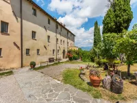 Holiday Home in Umbria near Renaissance Castle Hotels in Citta Di Castello
