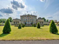 Georgian Hall in Hickleton with 17-Acre Gardens Hotels in Hickleton
