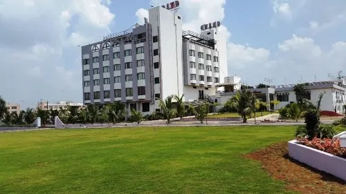 Grand Sarovar Portico, Latur