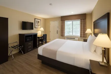 Rodeway Inn El Cajon - San Diego East Отели рядом с достопримечательностью «Olaf Wieghorst Museum & Western Heritage Center»