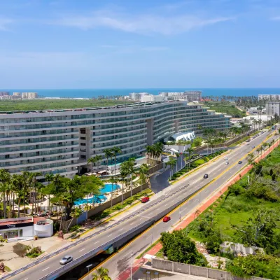Palacio Mundo Imperial Hotels near Acapulco Diamante