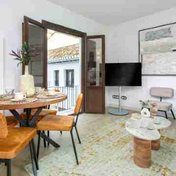 Luxury apartment in Granada. Horno Marina 8 Rooms