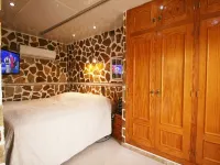 Casper, second home Comfortable Vacation Home Hotels in Els Poblets