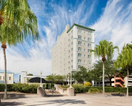 The Terrace Hotel Lakeland, Tapestry Collection by Hilton Hotels in Lakeland