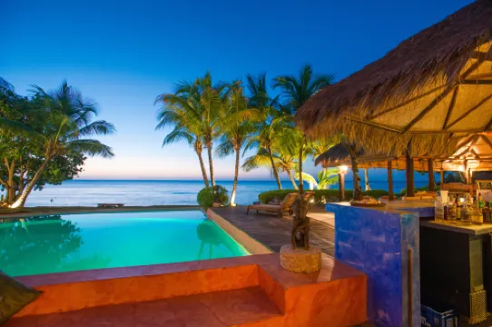 Laluna Boutique Hotel & Villas