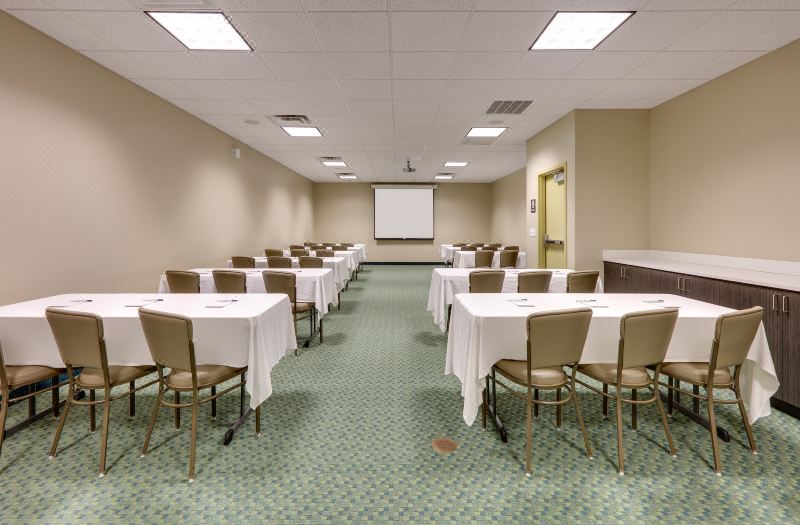 Candlewood Suites Salina by IHG photo 3