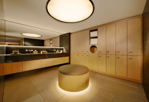 Crystal Hotel SuperiorHotel Overview