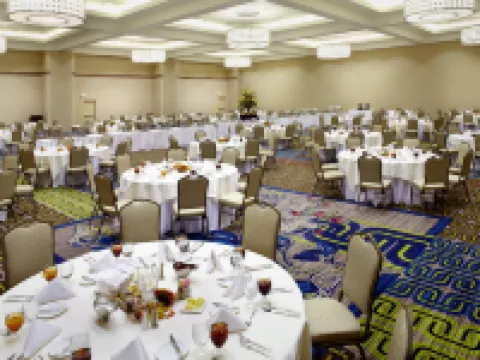 ฮิลตันการ์เด้นอินน์ เท็กซาร์แคนา โรงแรมในเท็กซาร์คานา