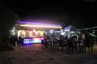 藍灣海灘別墅度假飯店-直達泳池&門口沙灘-普吉及甲米 - 酒吧