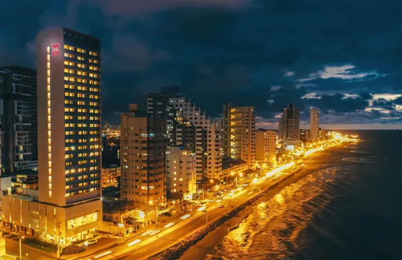 宜必思卡塔赫納馬貝拉酒店