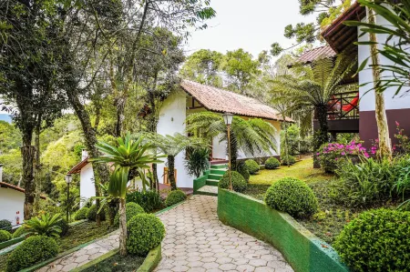 Velinn Pousada Jardim da Mantiqueira Отели в г. Монти-Верди