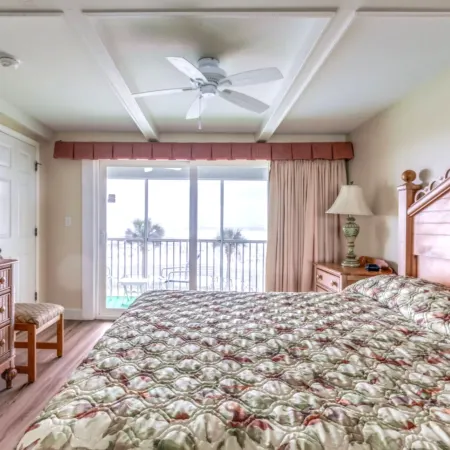 Destin Holiday Beach Resort