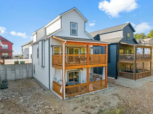 December Specials!-Brand New! 1 Mile to Sdc, 2 Arcades, Private Hot Tub, 2 Pools