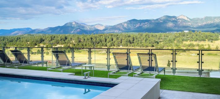 Hotel Polaris Hotels in Colorado Springs