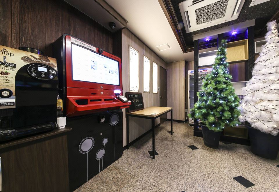 광주 송정역 스페드 호텔 로비