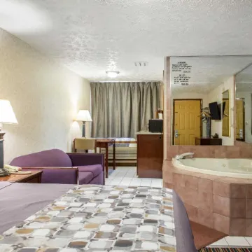 Rodeway Inn & Suites Branford - Guilford