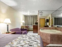 Rodeway Inn & Suites Branford - Guilford Hotels in Branford