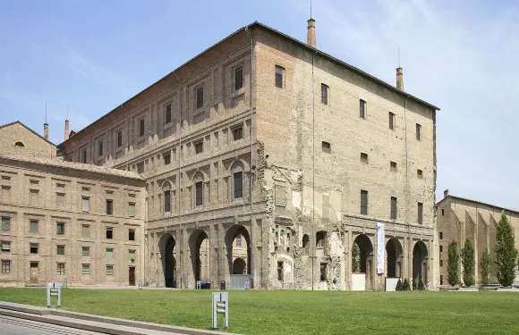 託斯卡尼尼酒店