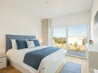 Pestana Valley Hotels in Estombar