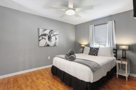 Adorable Bungalow Near Tybee Beach