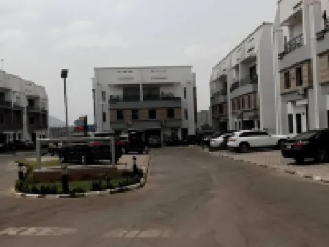 Luxurious Abuja Apartment With Modern Amenities Hotels in Jabi