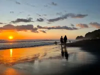 The Backyard Beachfront Hotel - con vistas al mar