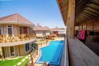 Mount Royal Villa Hotel - Pool