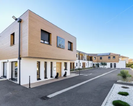 Appart Hôtel Coraline - Genas Lyon Eurexpo Hotels in Genas