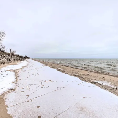 5 Mi to Point Beach State Forest: Home w/ Fire Pit