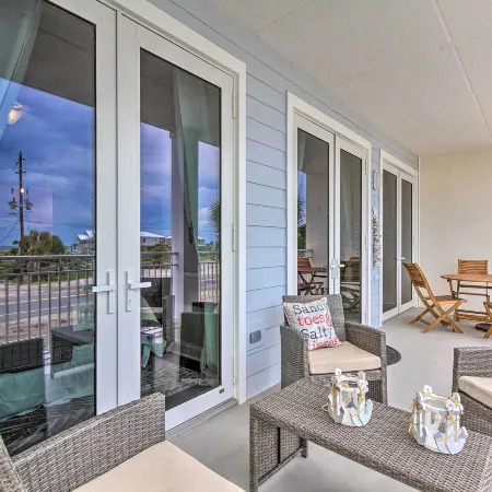 Dazzling Mexico Beach Condo - Walk to the Beach!