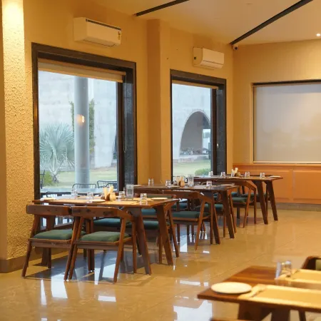 KMR Hotels & Resorts