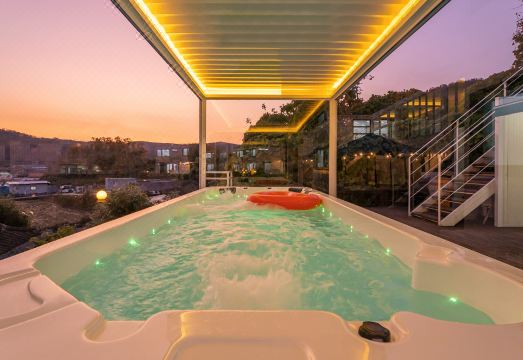 CELL27 복층 내부