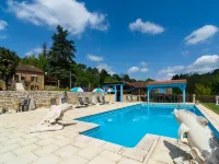 Blanquefort Hill Retreat Hotels in Blanquefort-sur-Briolance