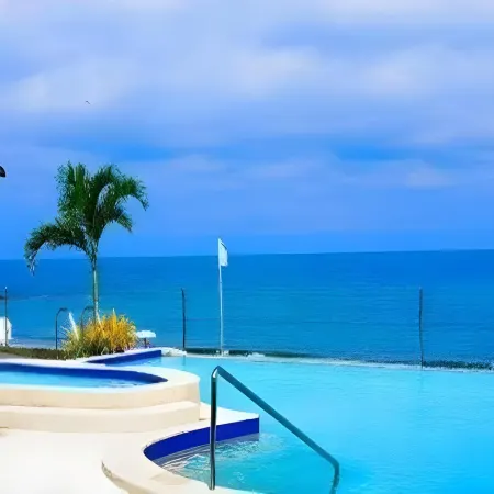 Kahuna Beach Resort and Spa