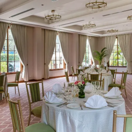 DLF City Club 3