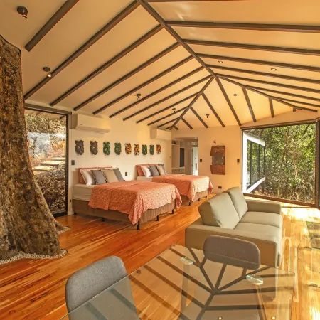 Dantica Cloud Forest Lodge