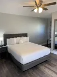 Lakeside Motel - 2-Star