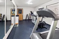 Quality Inn - Gym