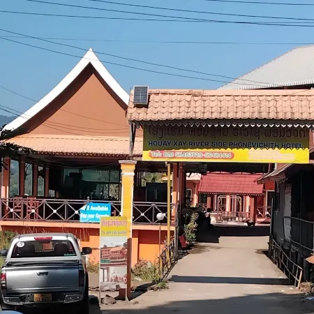 Houayxai Riverside Phonevichith Hotel