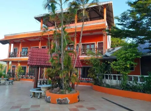 โฮวยไซ ริเวอร์ไซด์ โฟนวิชิต โรงแรม