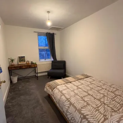 NextDoor Stays Morden 3 Hotels near Tooting