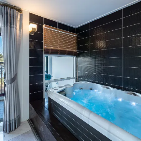 Yeosu Nochedelmar Family Ocean View Pension