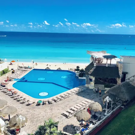OvaCancun Apartments