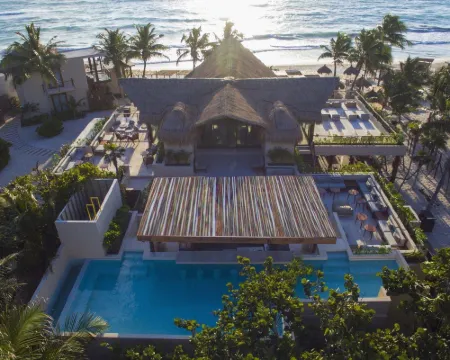 La Zebra Tulum, a Small Luxury Hotel トゥルムのホテル