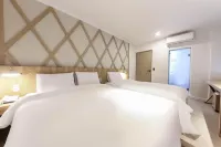 Geojedo Jangseungpo Hotel Carara - Bintang 2