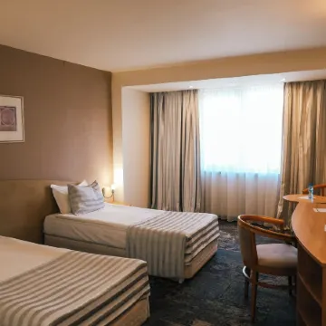 Triada Hotel
