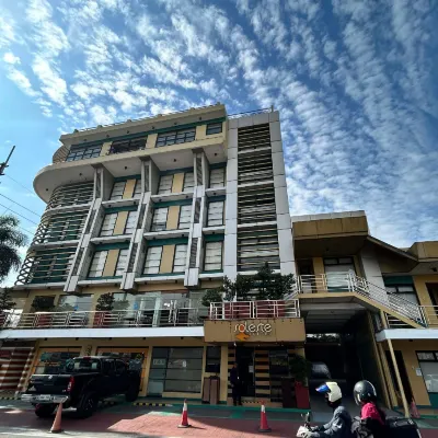โซเลสเต สวีทส์ โรงแรมใกล้Eastwood City