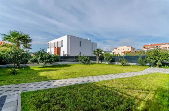 Villa Urban Hotels in 